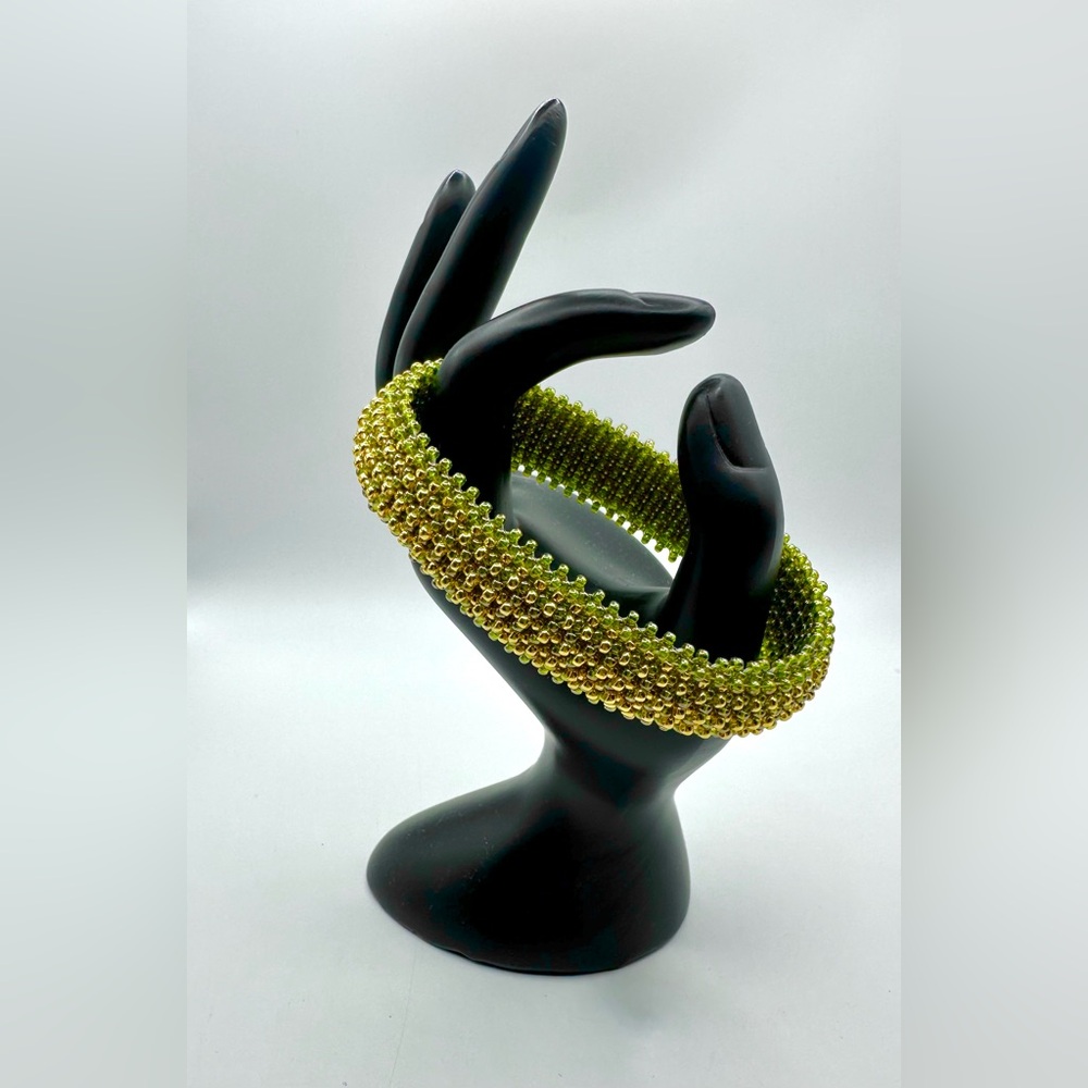 NWOT Elegant Gold & Green Beaded Bracelet, Excellent Condition, Handmade - Picture 3 of 5